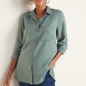 Old Navy Relaxed Tencil Button Up